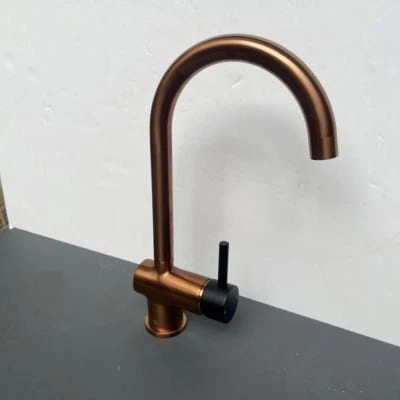 Vibrance Solo Kitchen Tap in Copper with Vanto Black Handle - TAP31-BLK